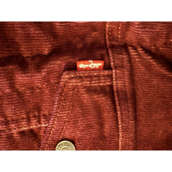 Levi's Womens Type III Sherpa Trucker Jacket Decadent Burgundy Corduroy Medium - Picture 6 of 6